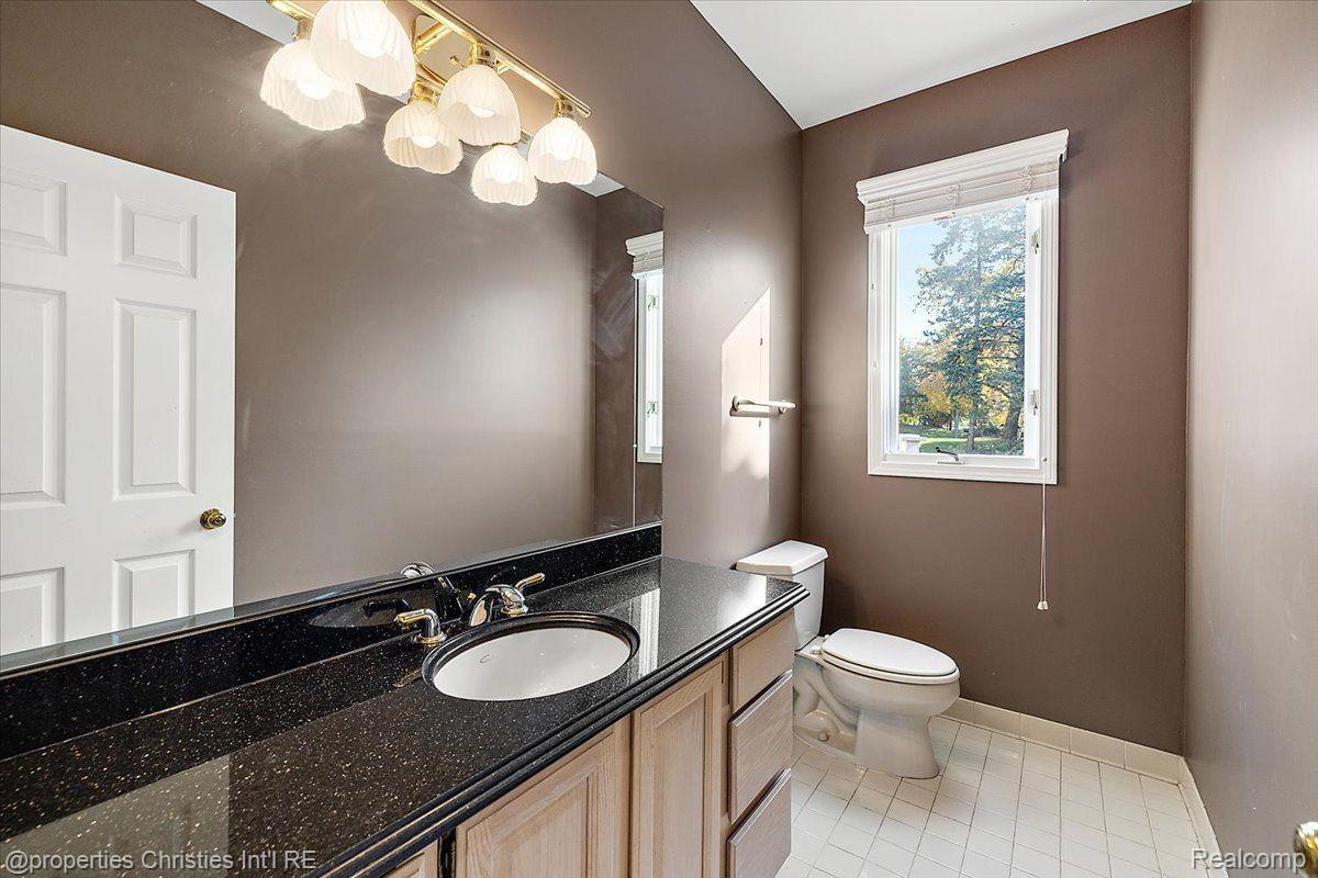 4866 Riverchase Drive