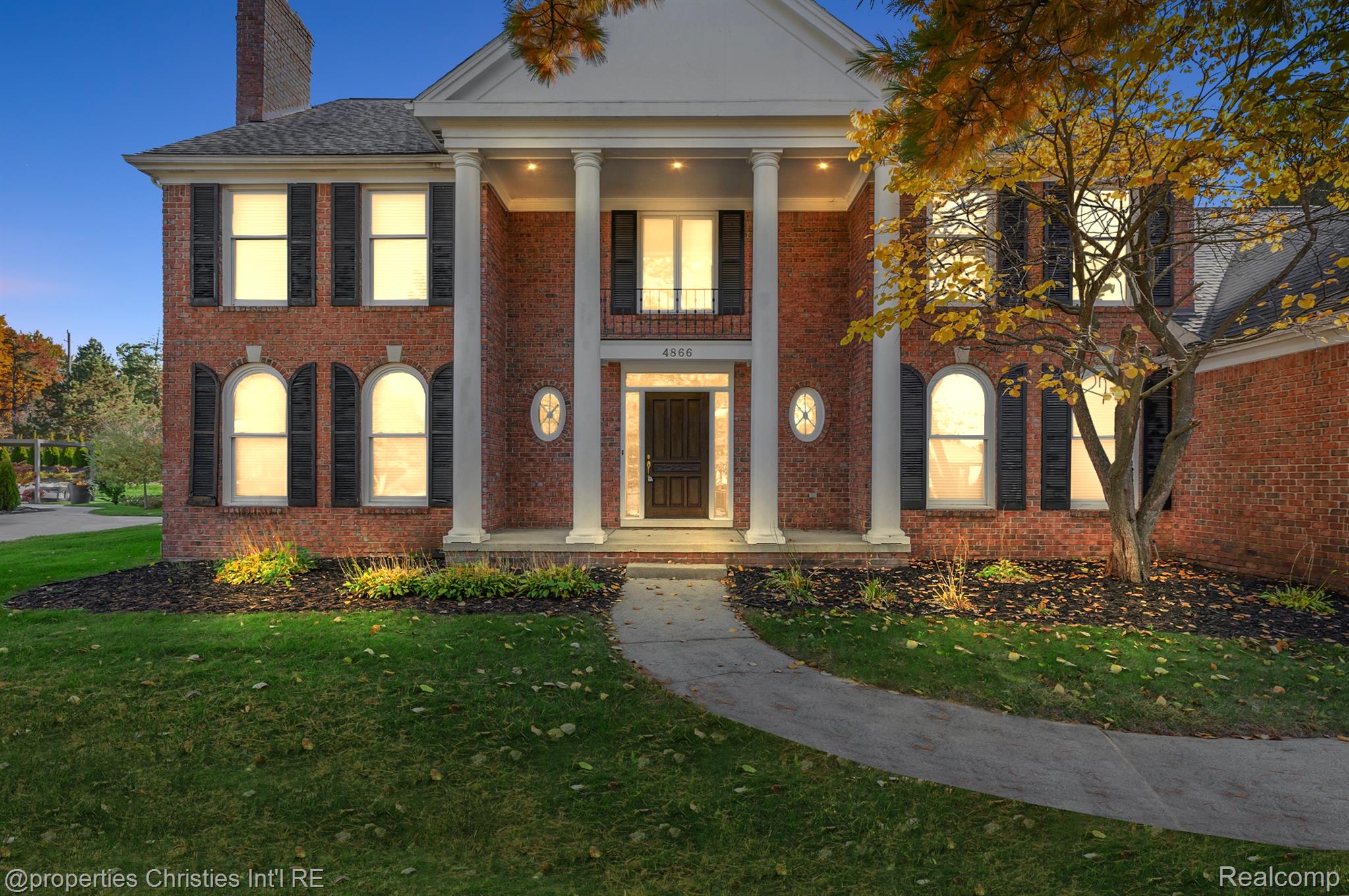 4866 Riverchase Drive