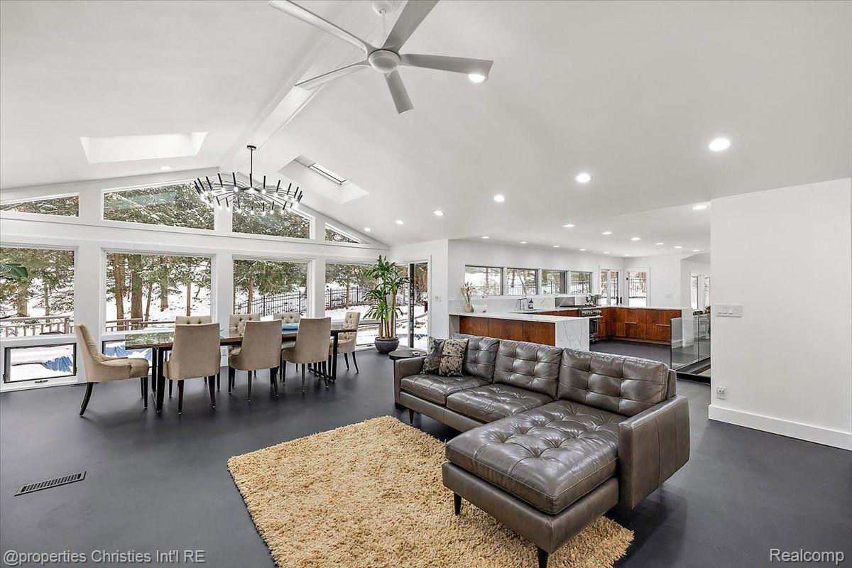 1462 Sodon Court
