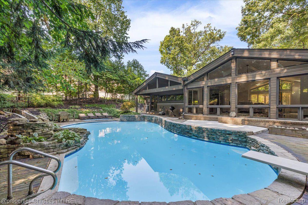 1462 Sodon Court