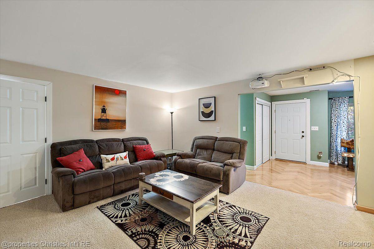 2160 Odette Drive