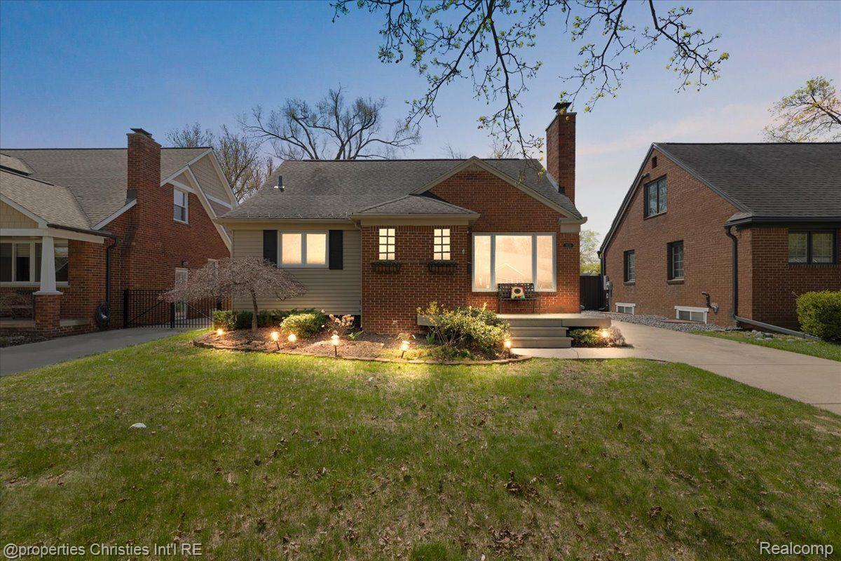 2626 Pembroke Road