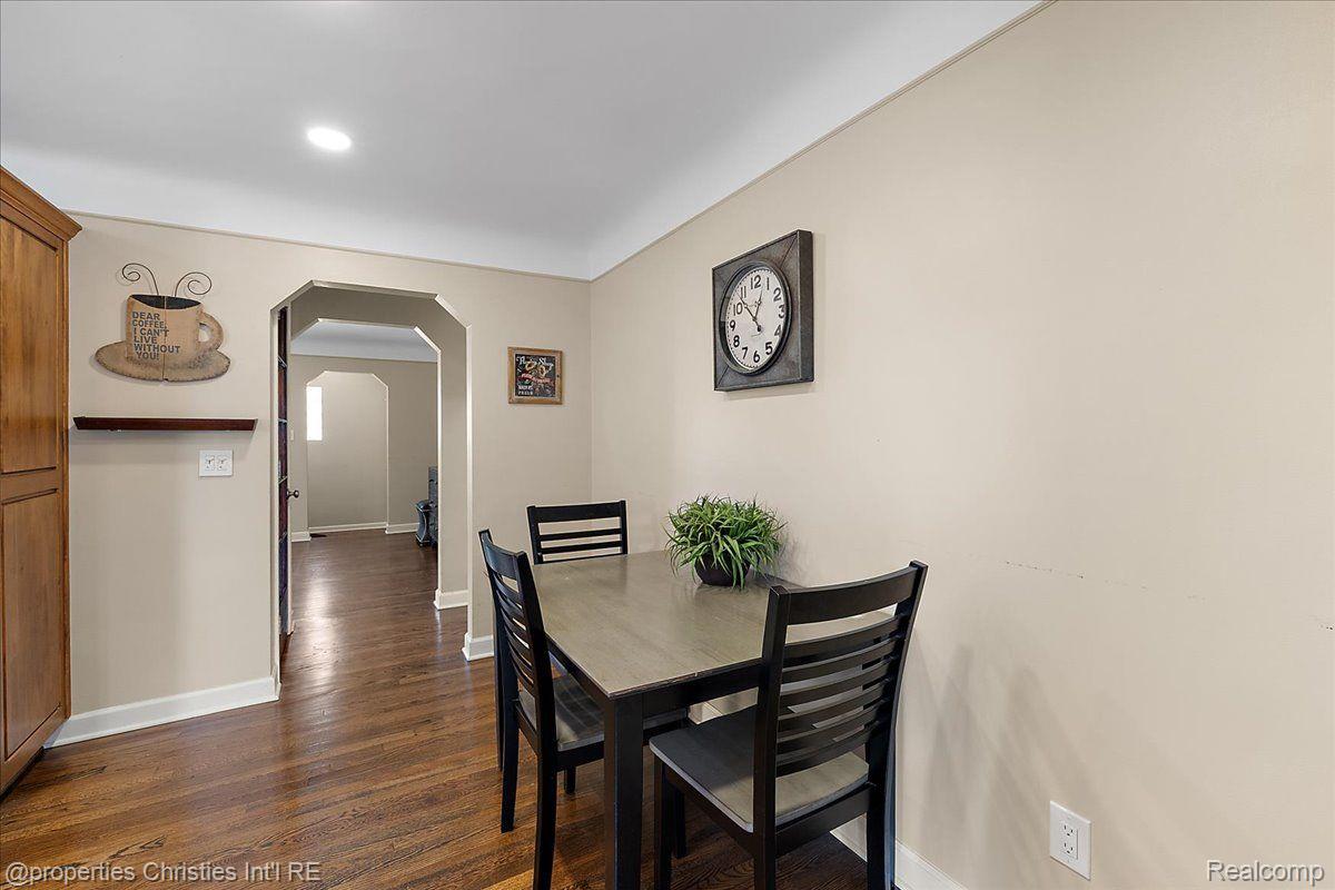 2626 Pembroke Road