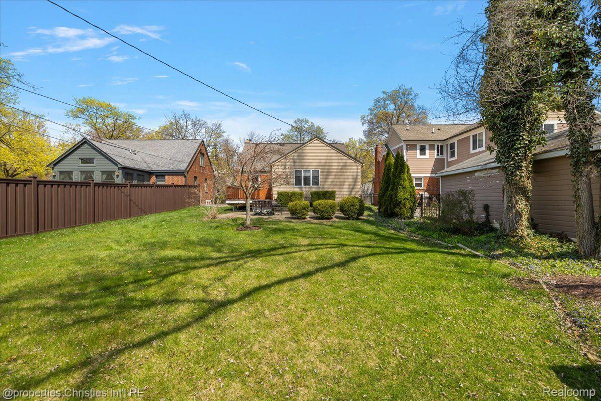 2626 Pembroke Road
