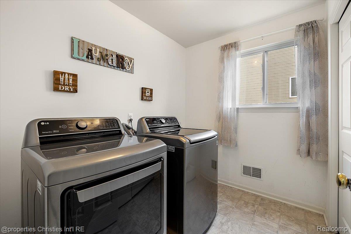 6367 Florence Lane