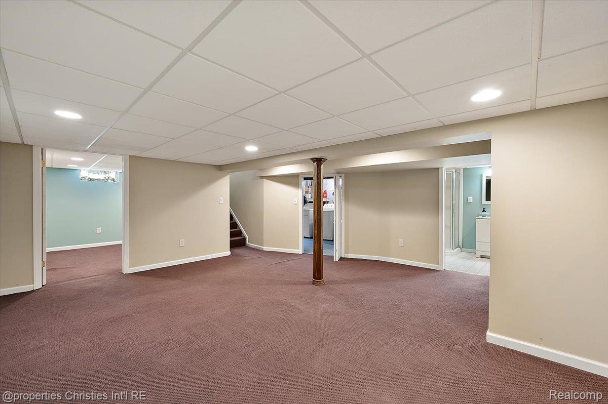 305 N Kenwood Avenue