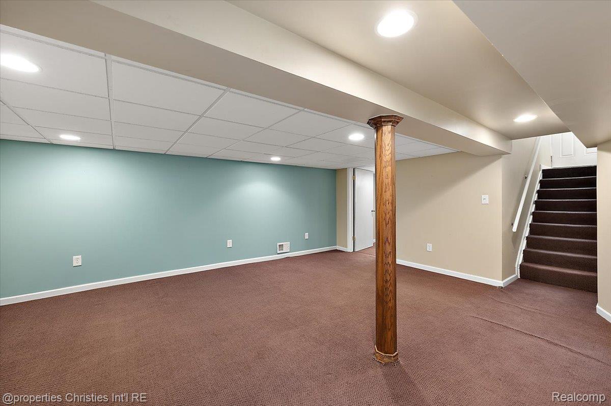 305 N Kenwood Avenue