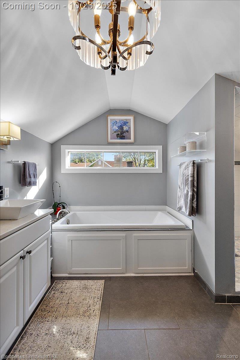 26652 Groveland Street