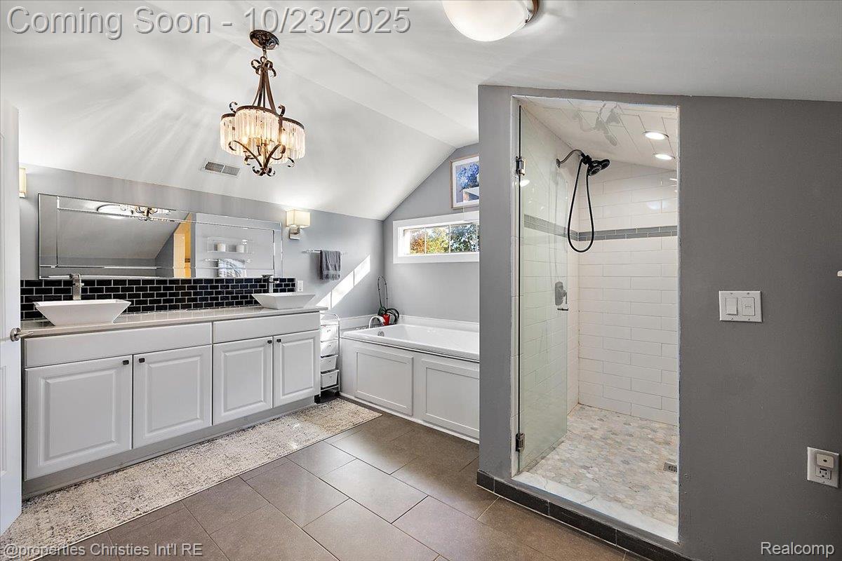 26652 Groveland Street