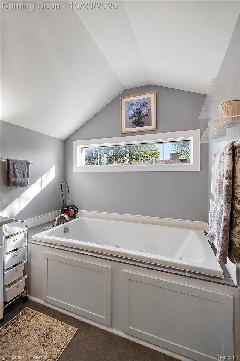 26652 Groveland Street