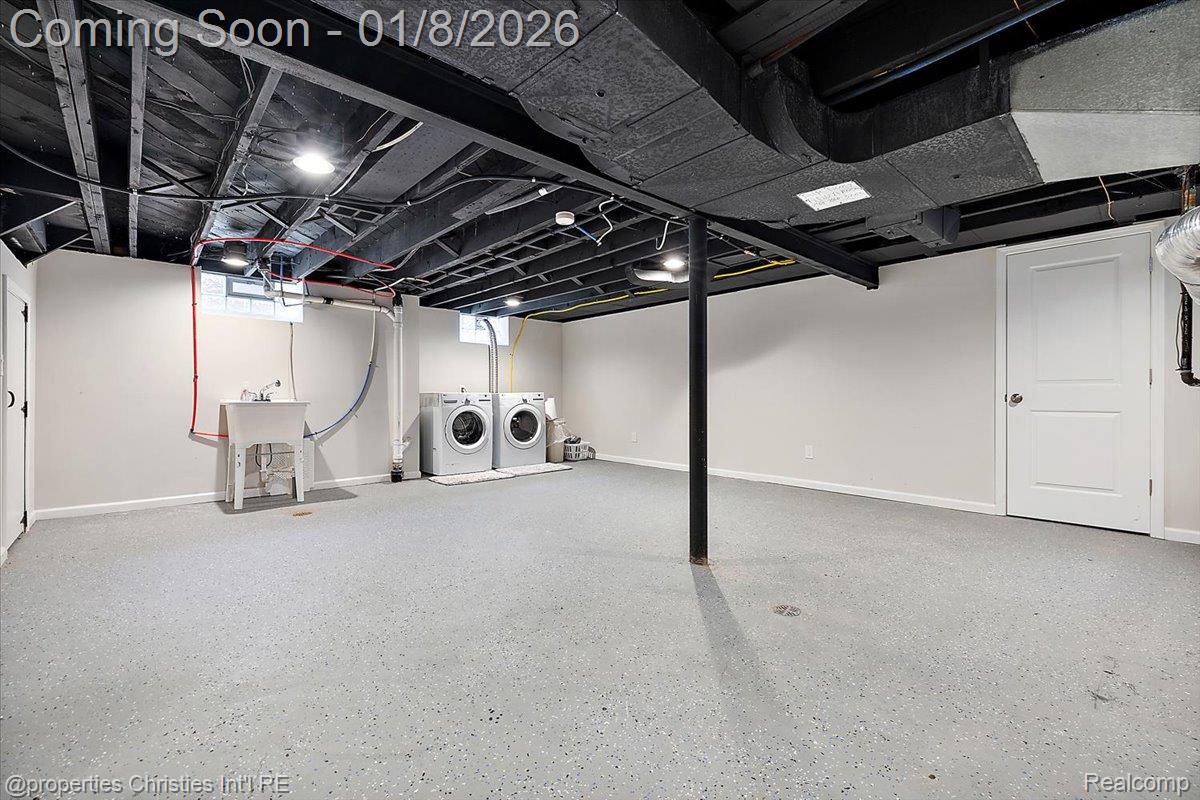 13365 Winchester Avenue