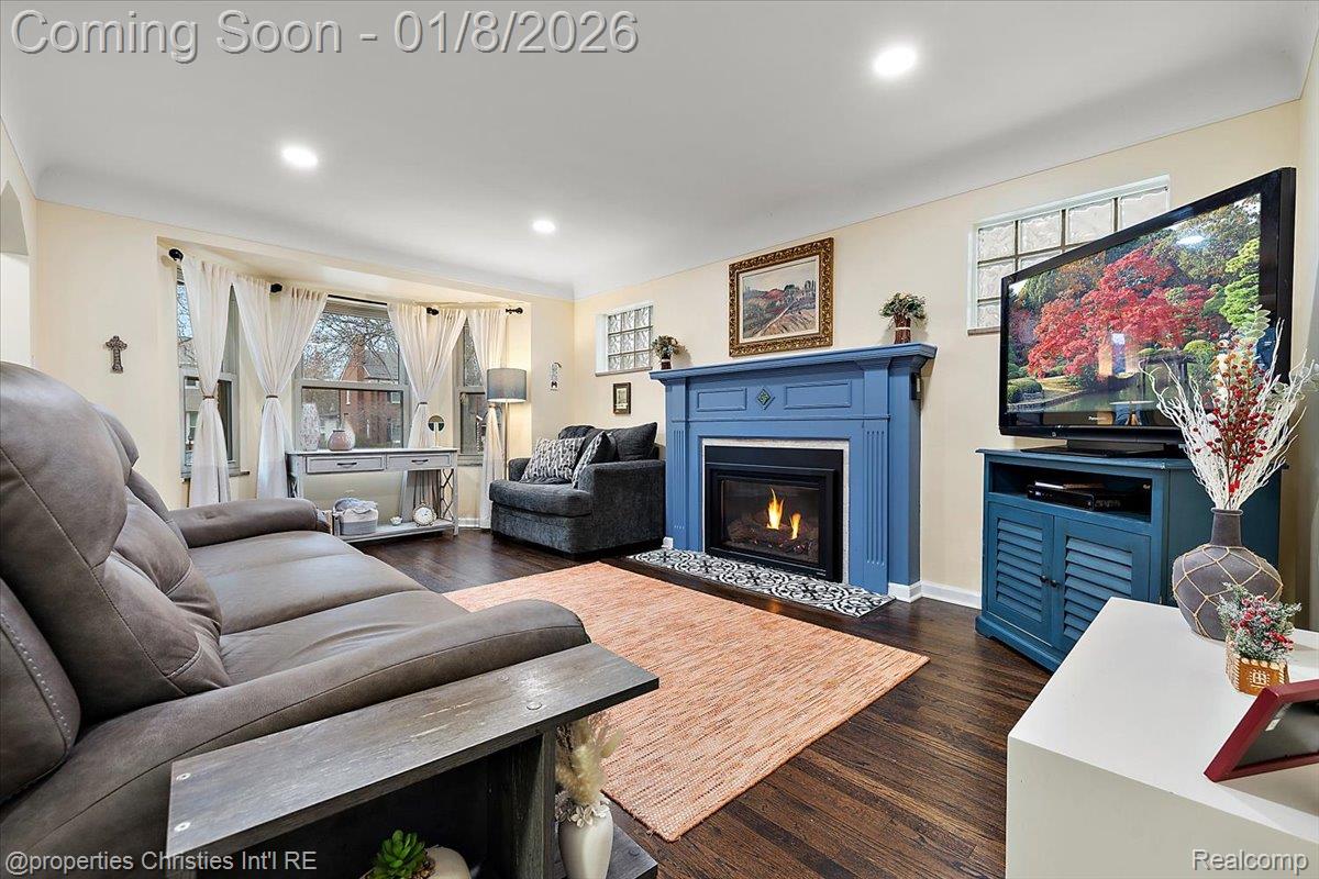 13365 Winchester Avenue