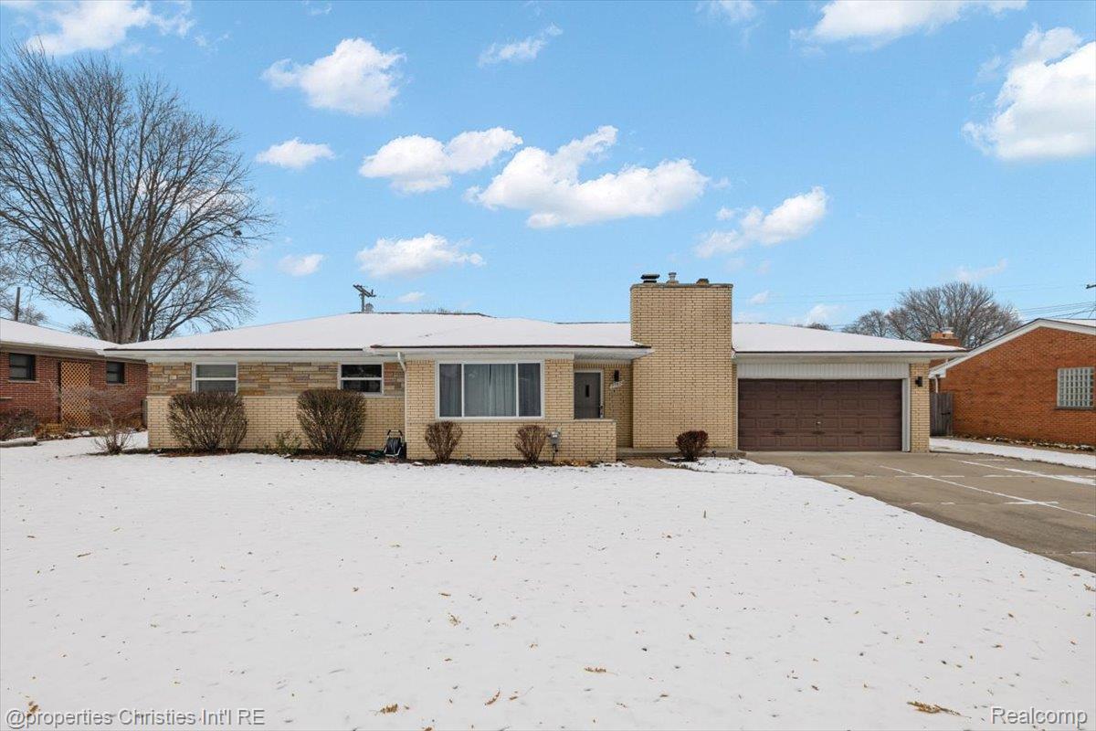37674 Andrew Drive