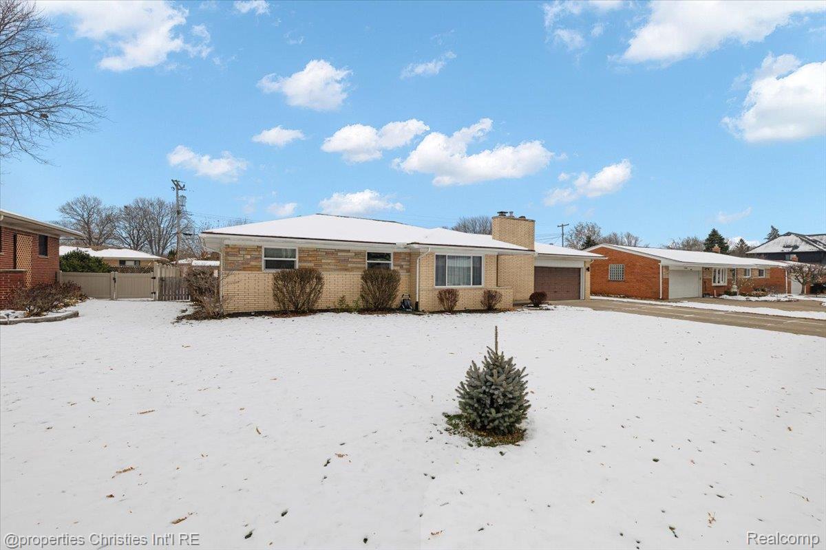 37674 Andrew Drive