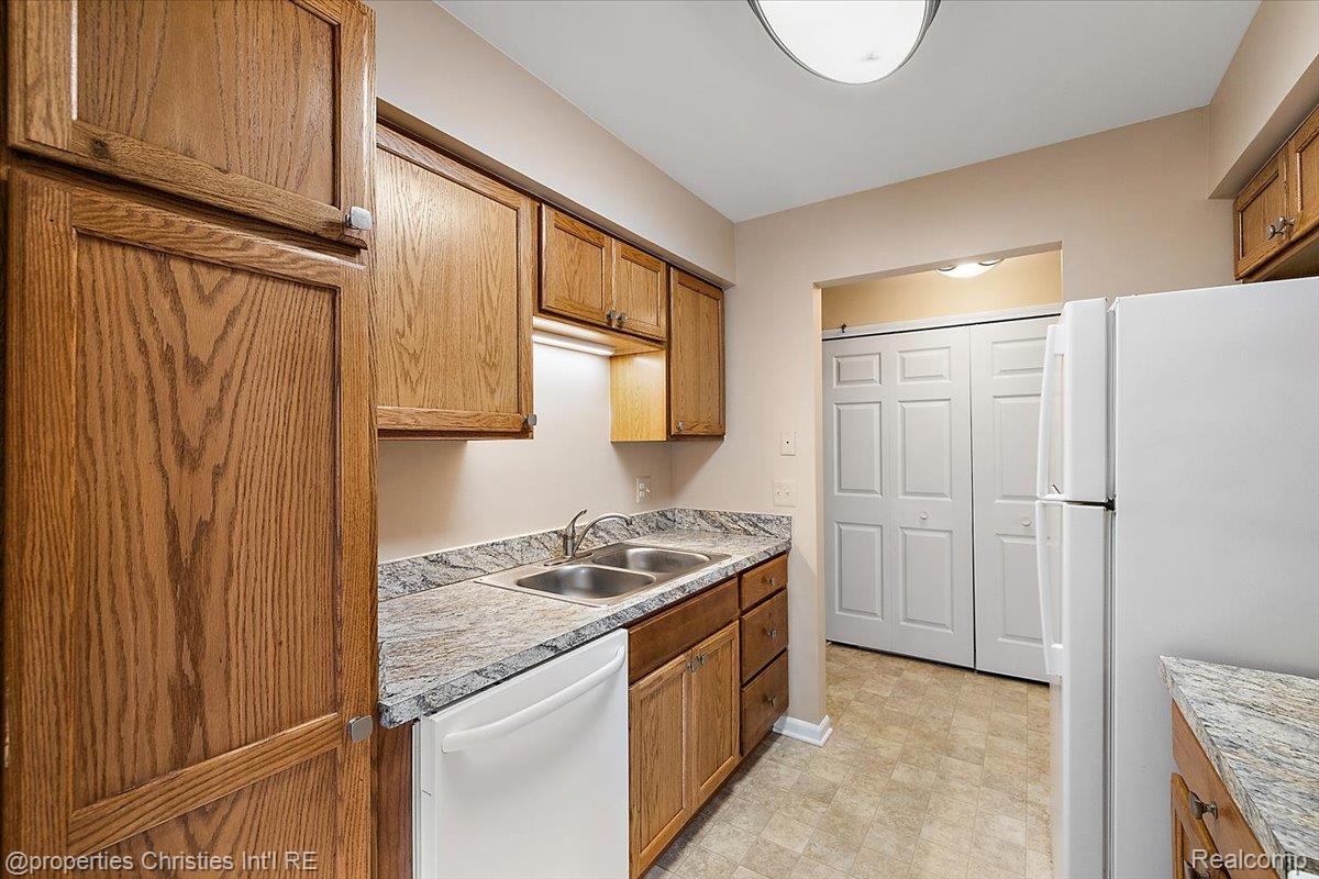 30042 W 12 Mile Road 53