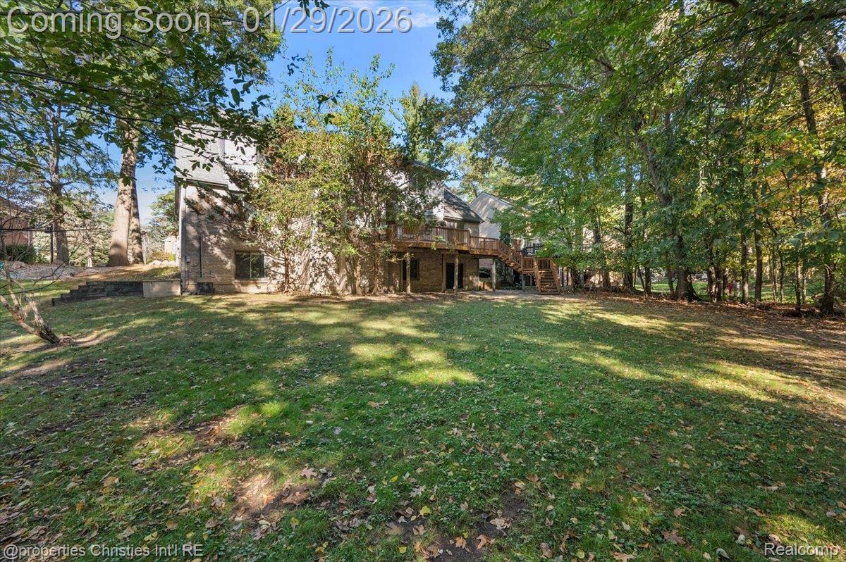 6835 High Ridge Road