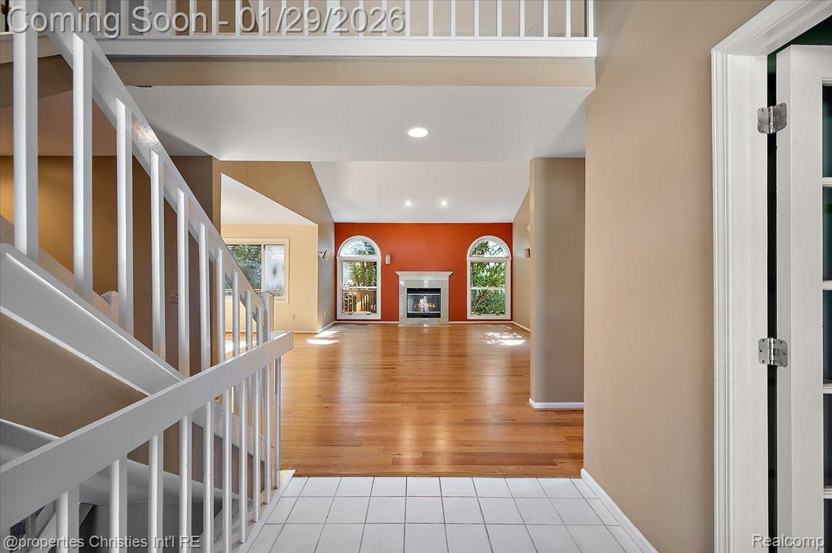 6835 High Ridge Road