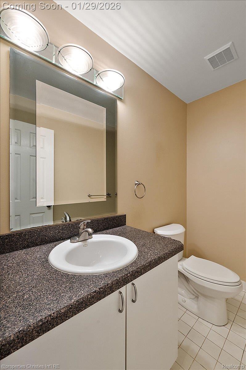 6835 High Ridge Road