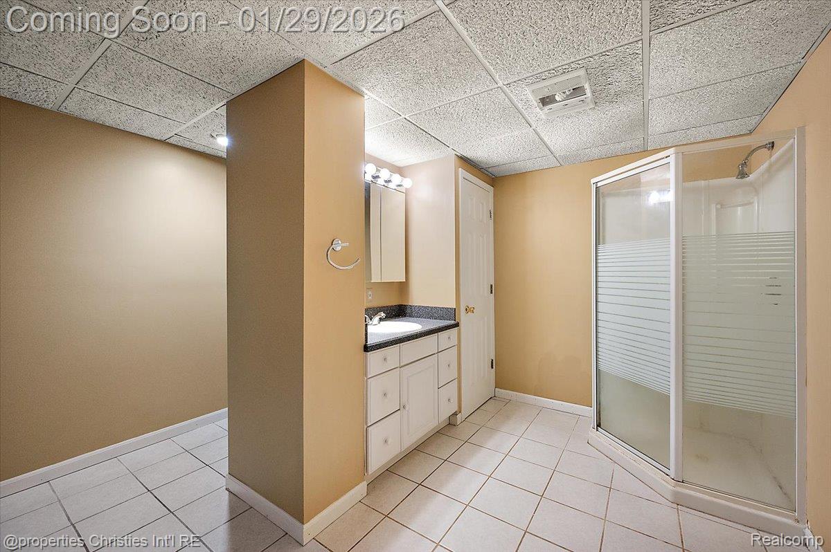 6835 High Ridge Road