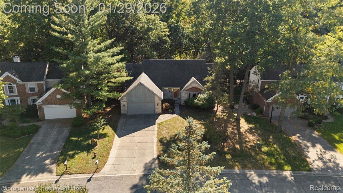 6835 High Ridge Road