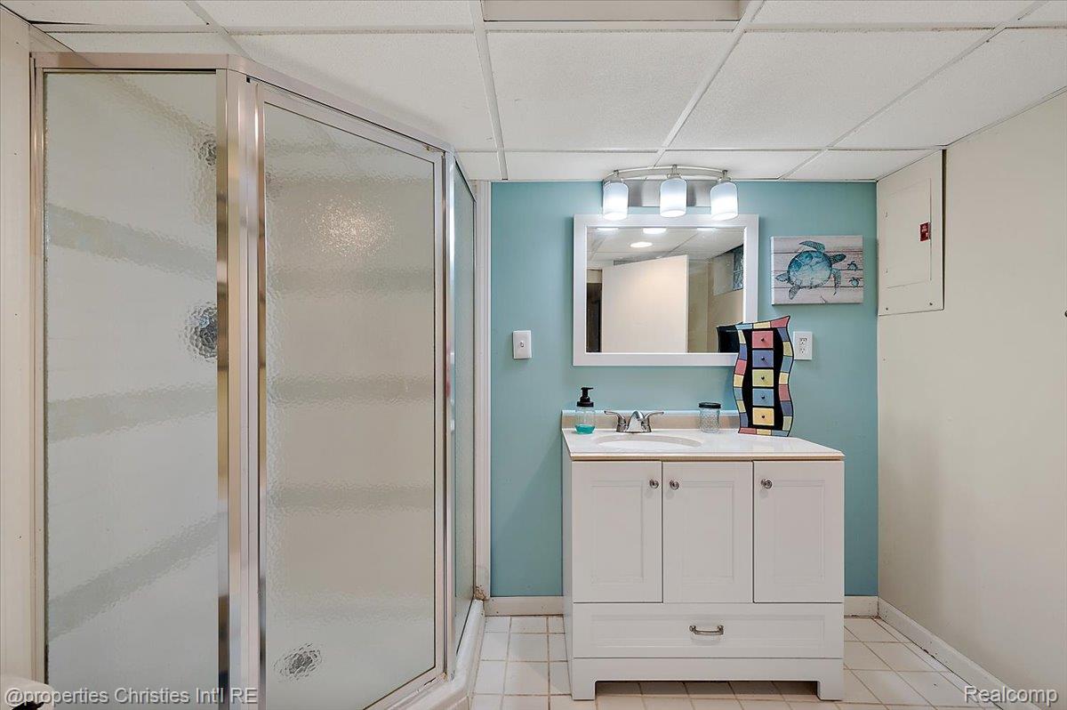 305 N Kenwood Avenue