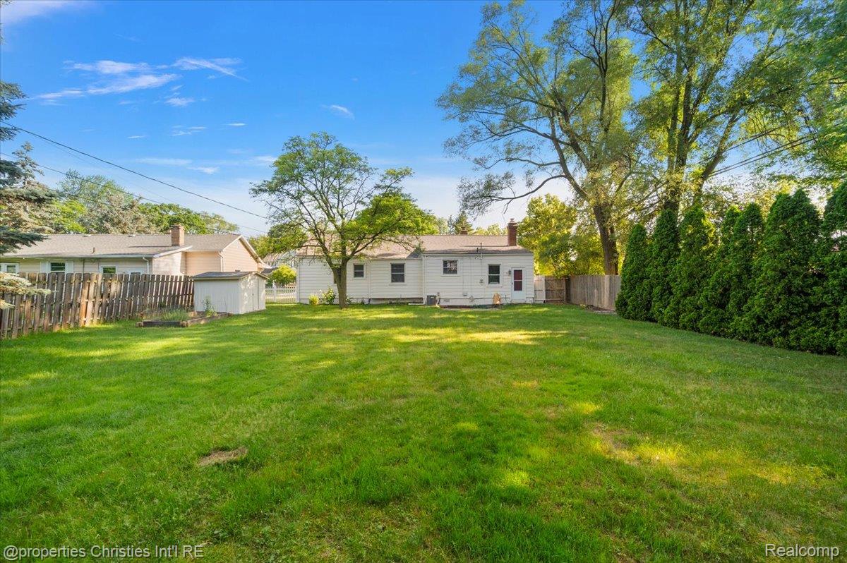 2898 Yorkshire Road