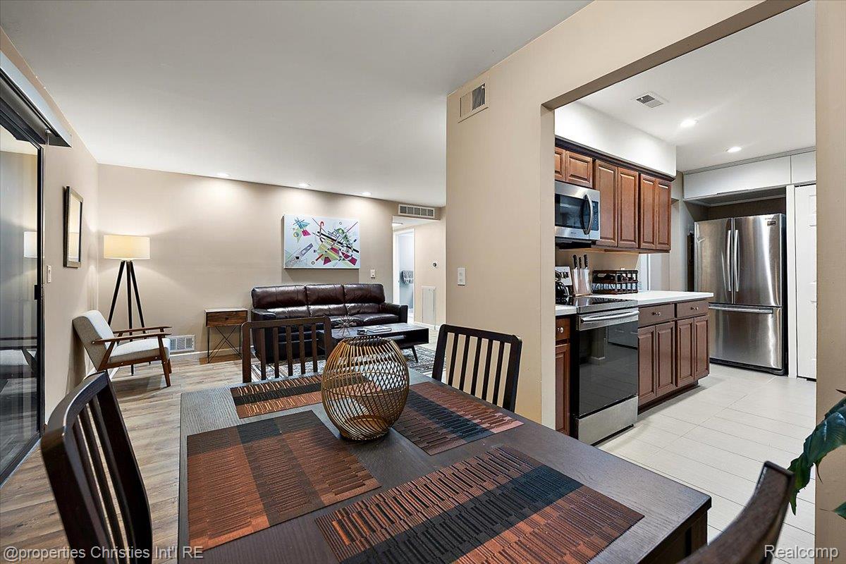 30052 W 12 Mile Road 62