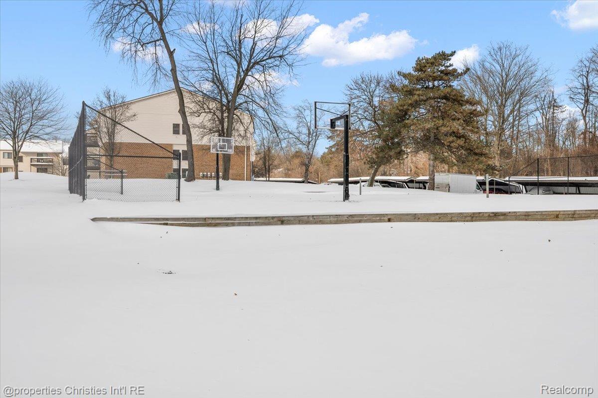 30052 W 12 Mile Road 62