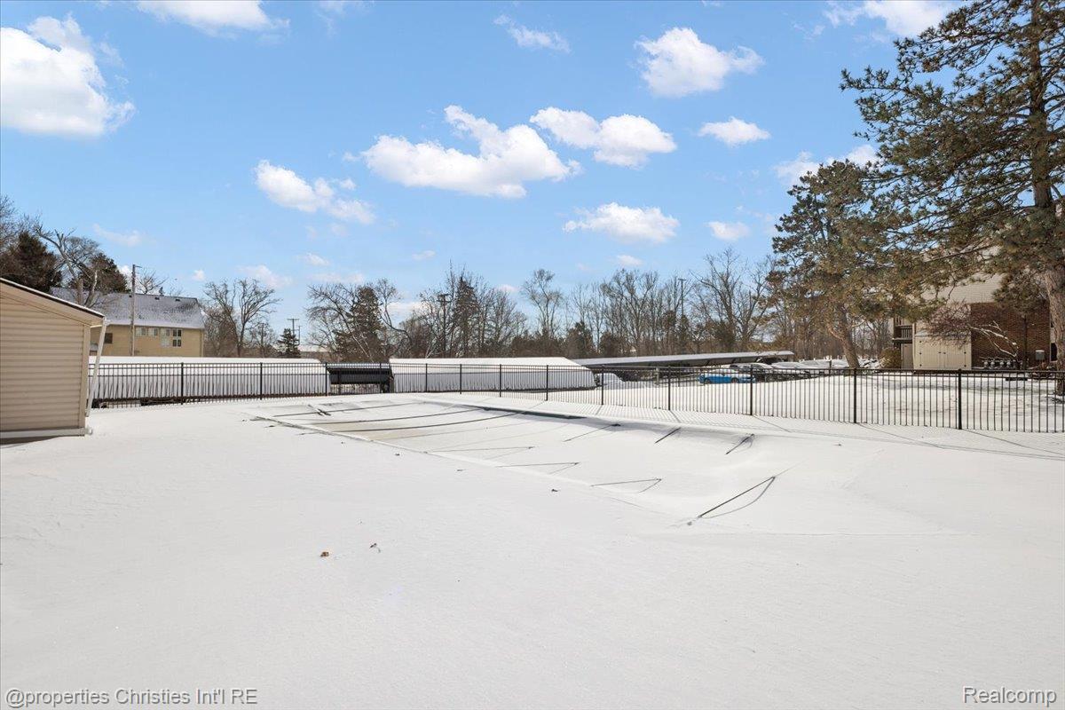 30052 W 12 Mile Road 62