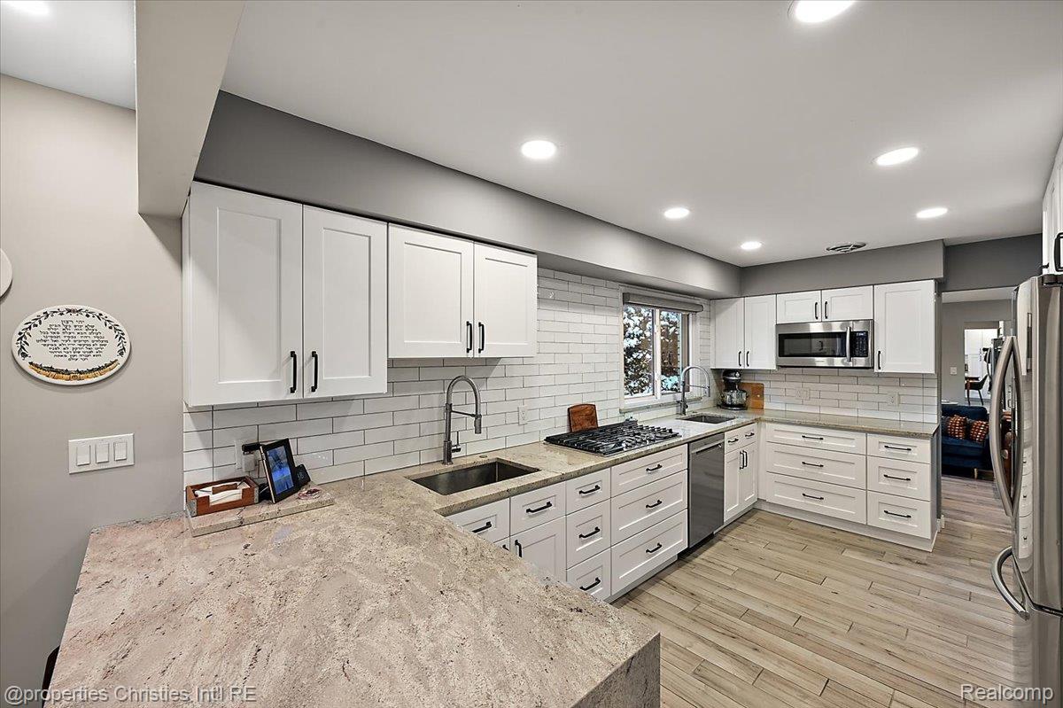 26010 Marlowe Place