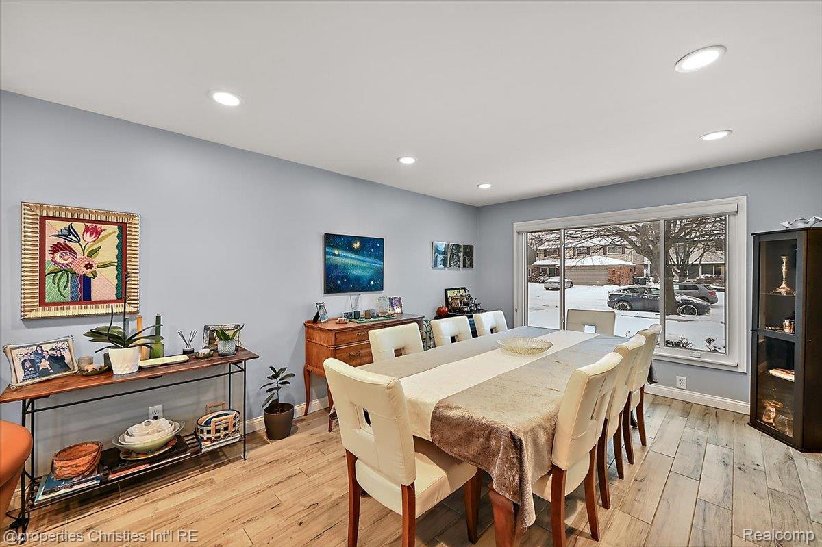 26010 Marlowe Place
