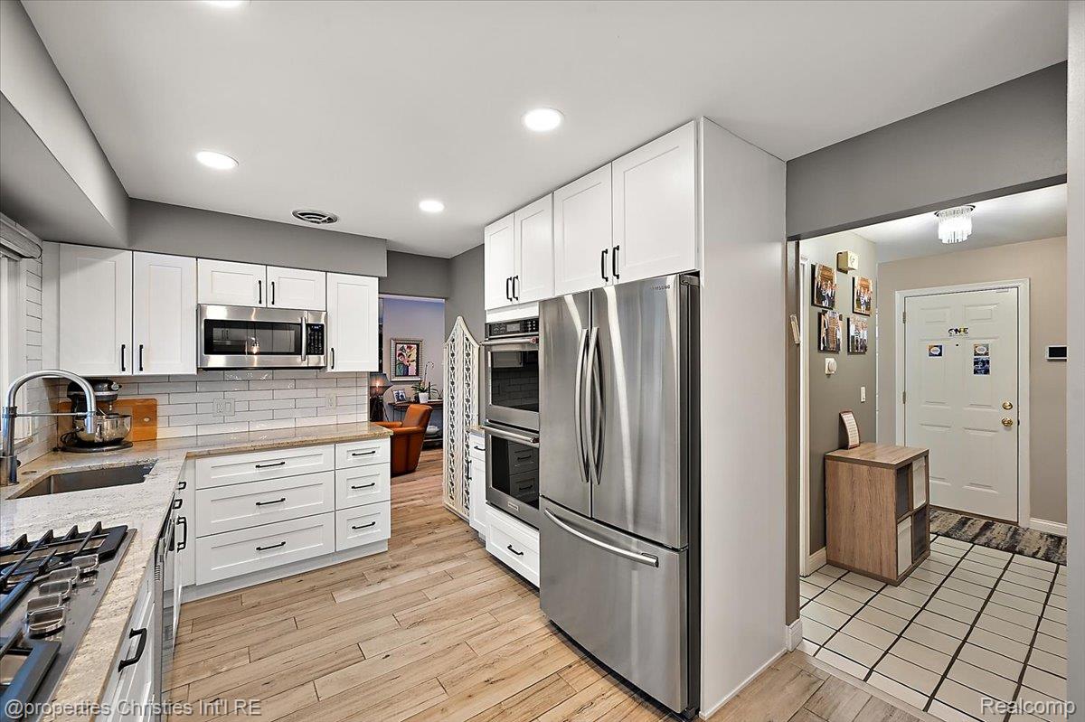26010 Marlowe Place