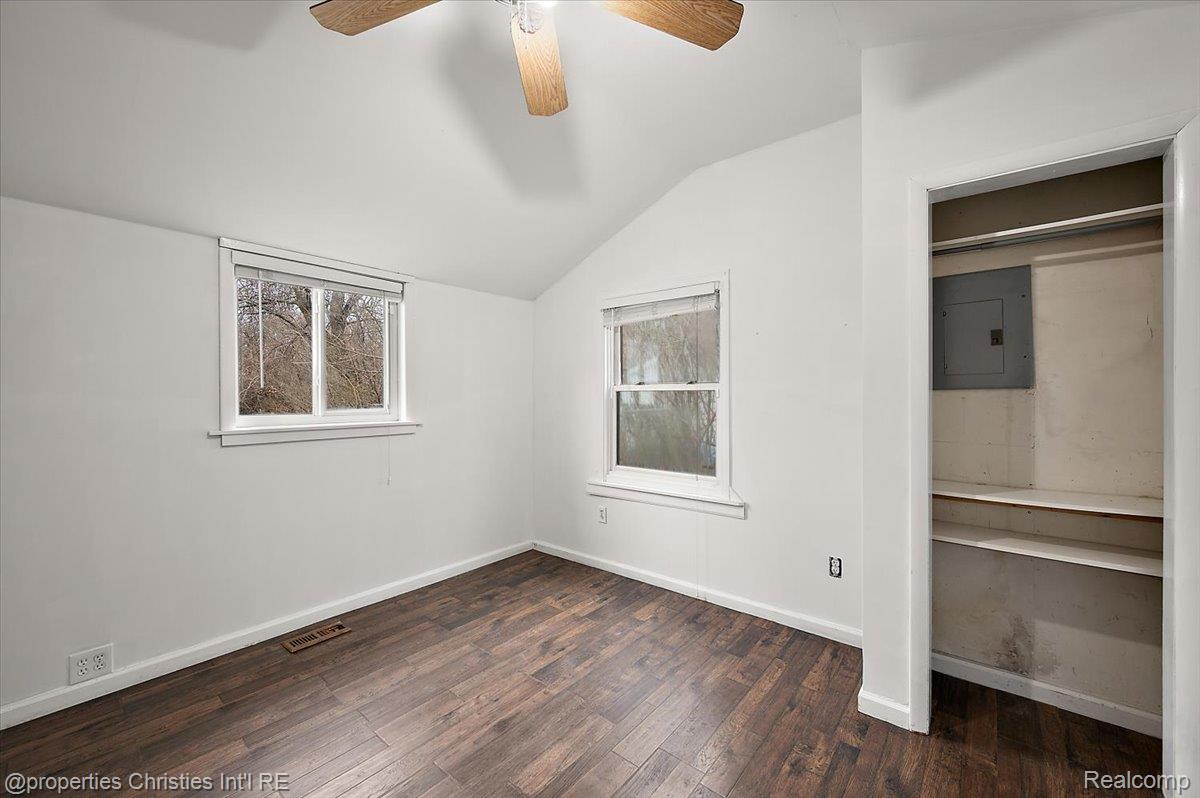 7387 Lawrence Street