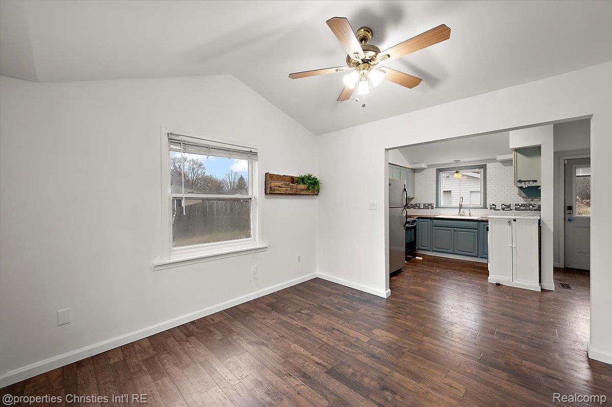 7387 Lawrence Street