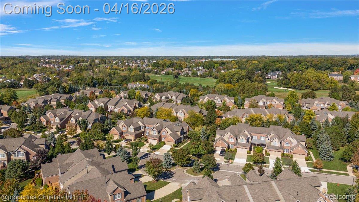 44683 Broadmoor Circle N