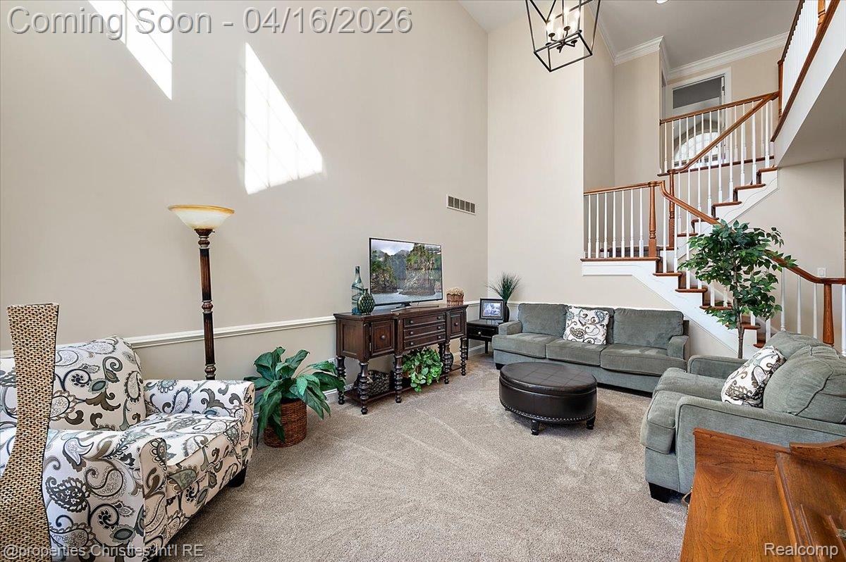 44683 Broadmoor Circle N