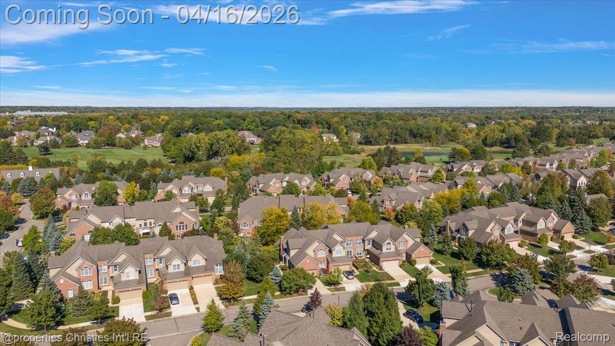 44683 Broadmoor Circle N