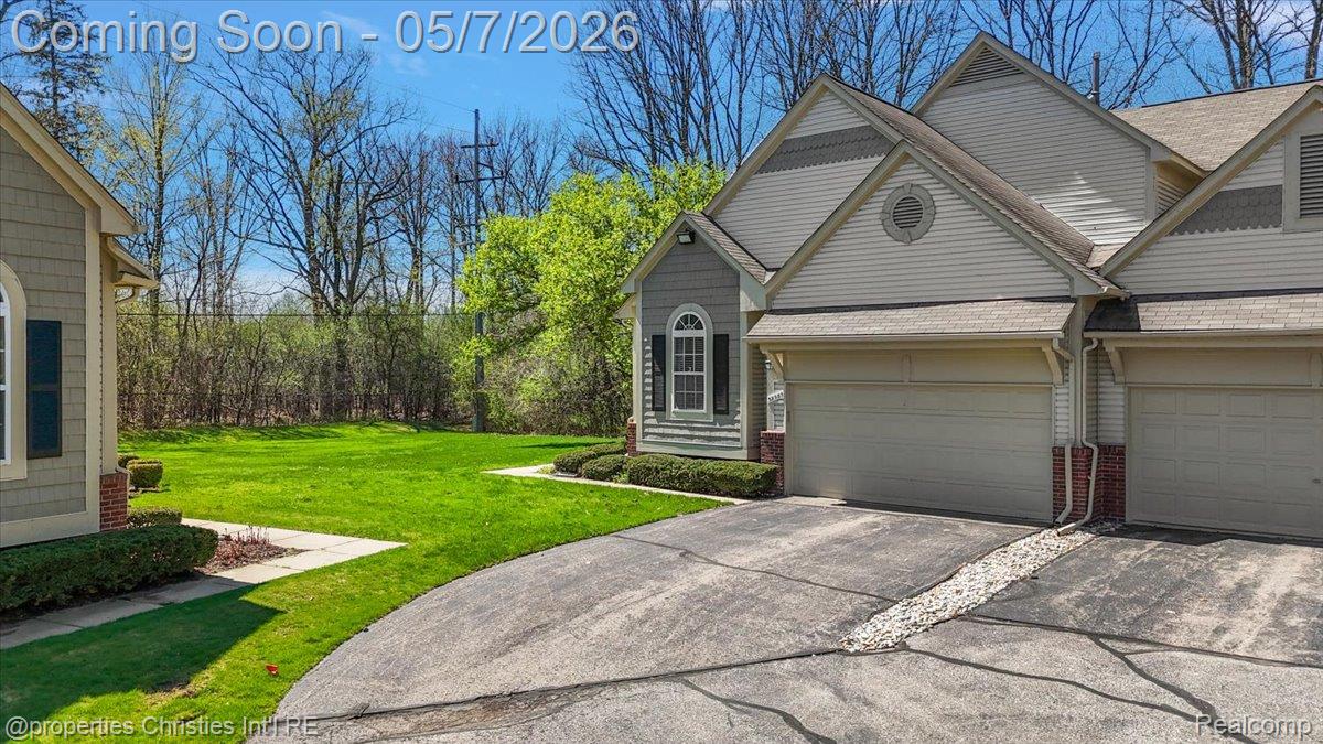 38385 Churchill Lane
