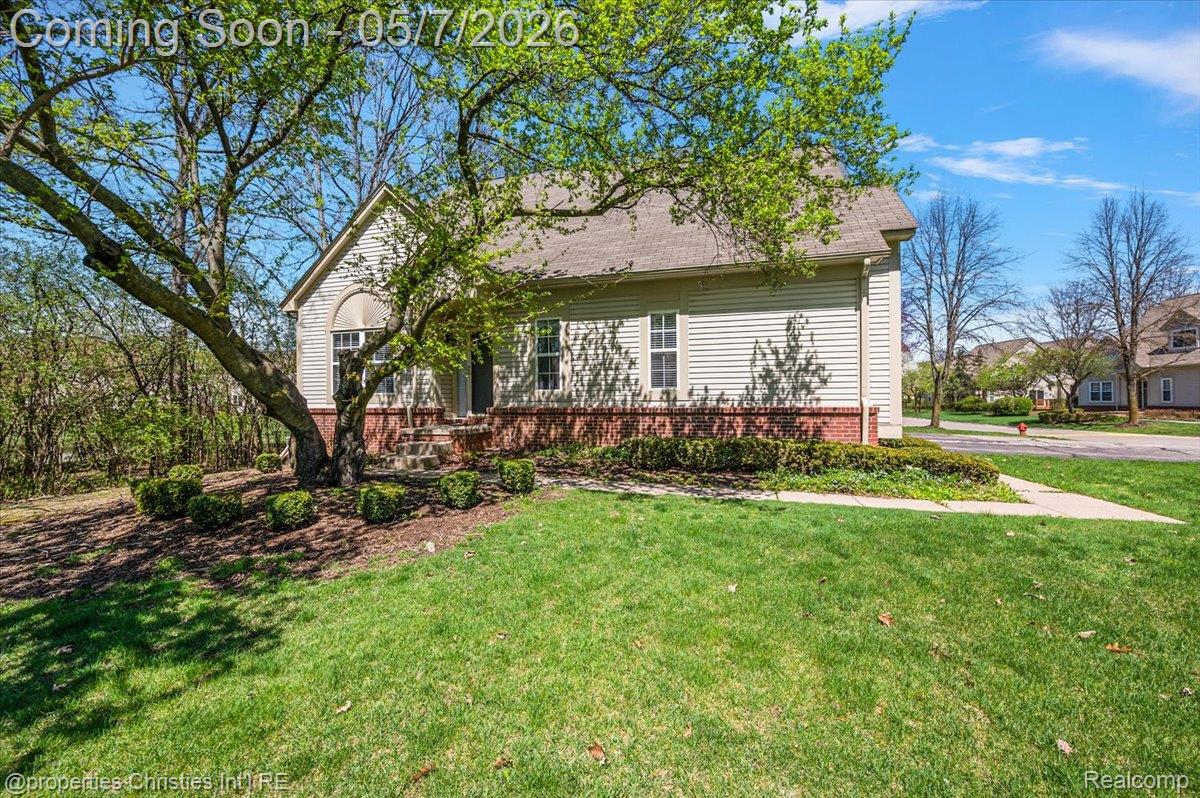 38385 Churchill Lane