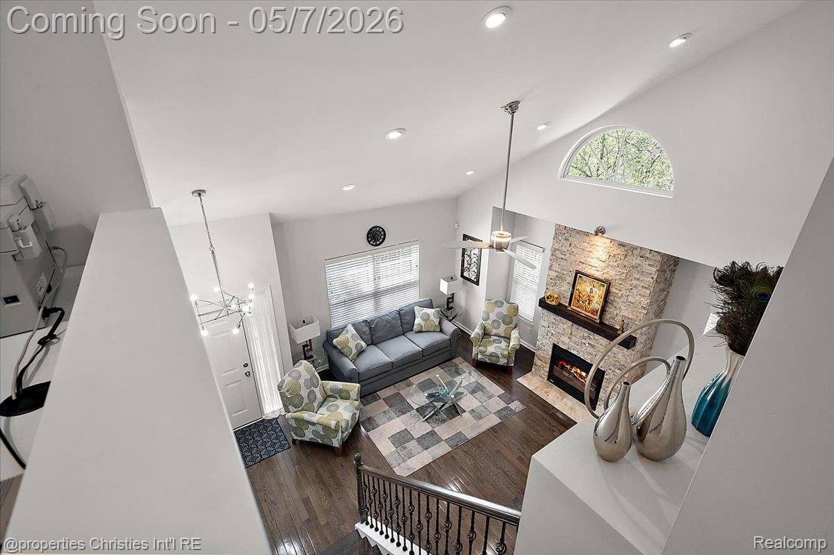 38385 Churchill Lane