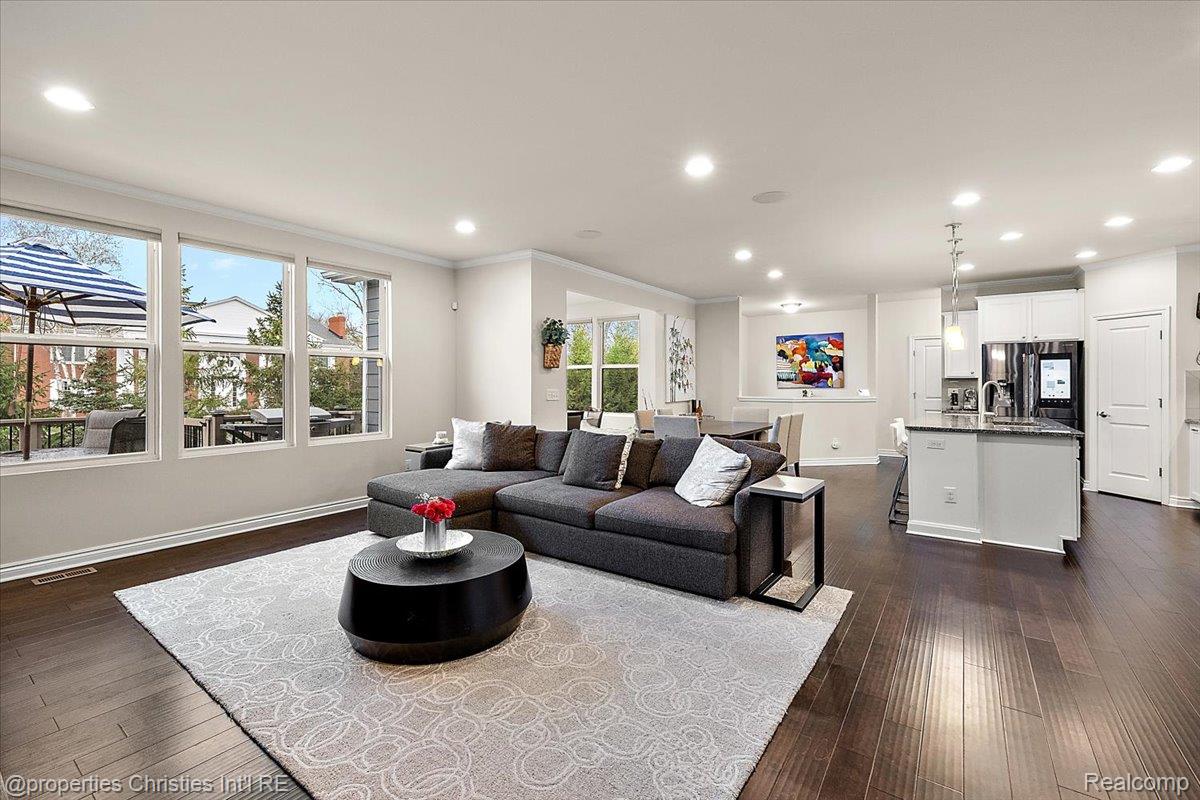 31035 Tremont Lane