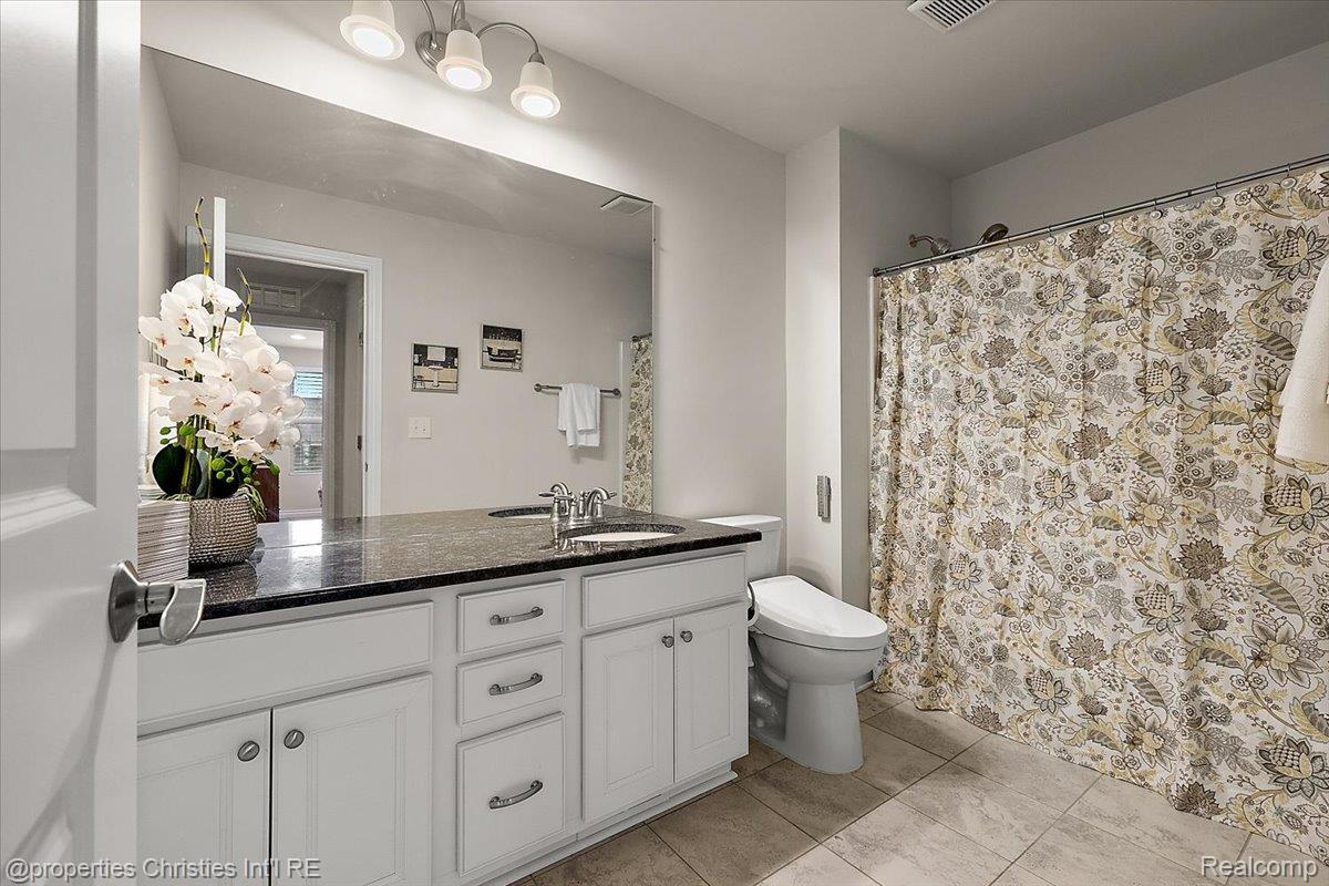 31035 Tremont Lane