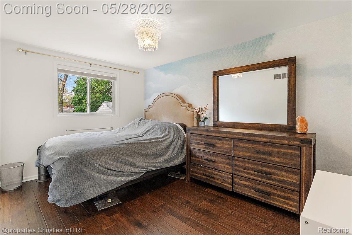 612 Royal Avenue