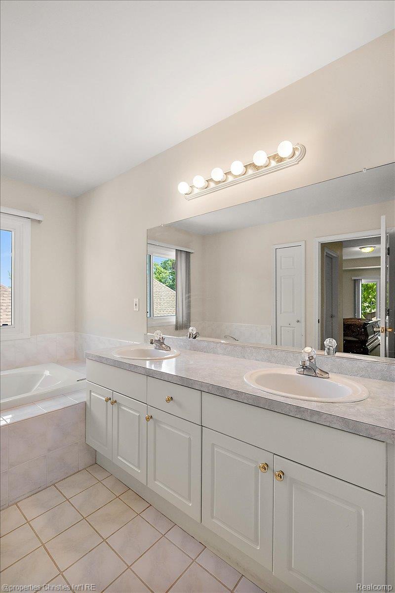 4708 Holland Drive