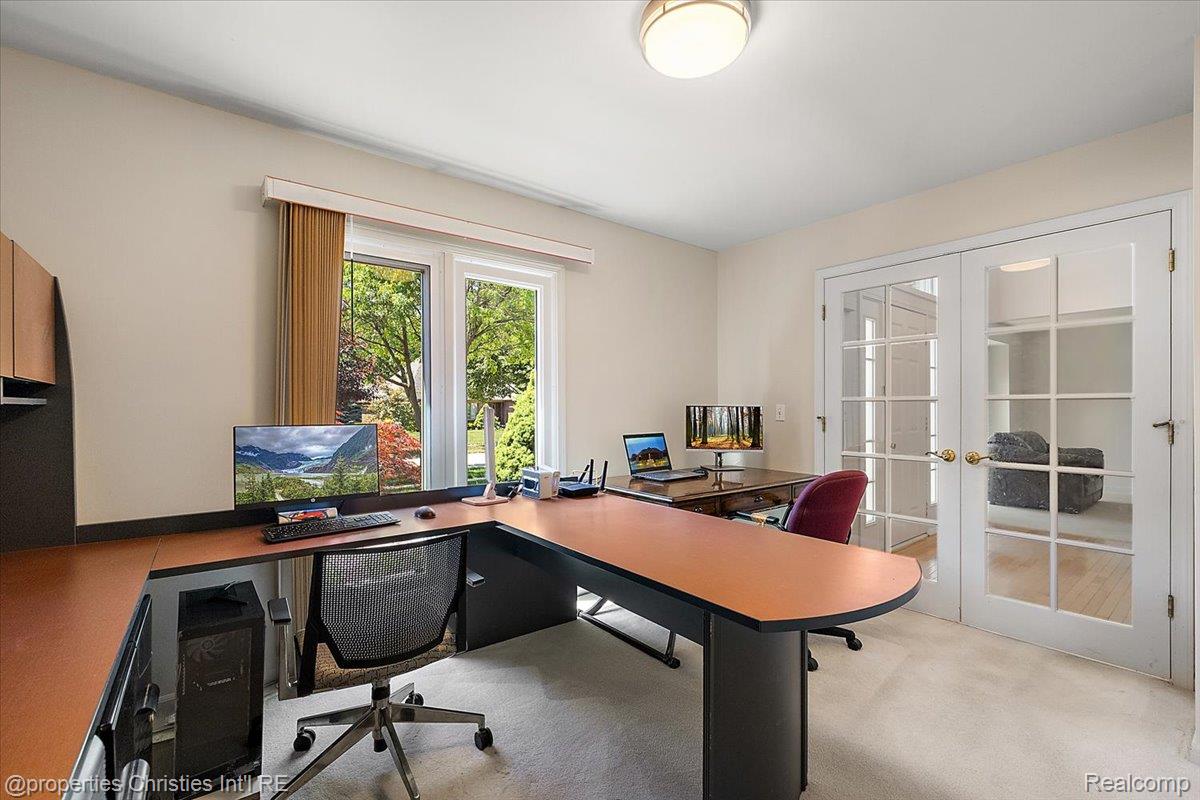 4708 Holland Drive