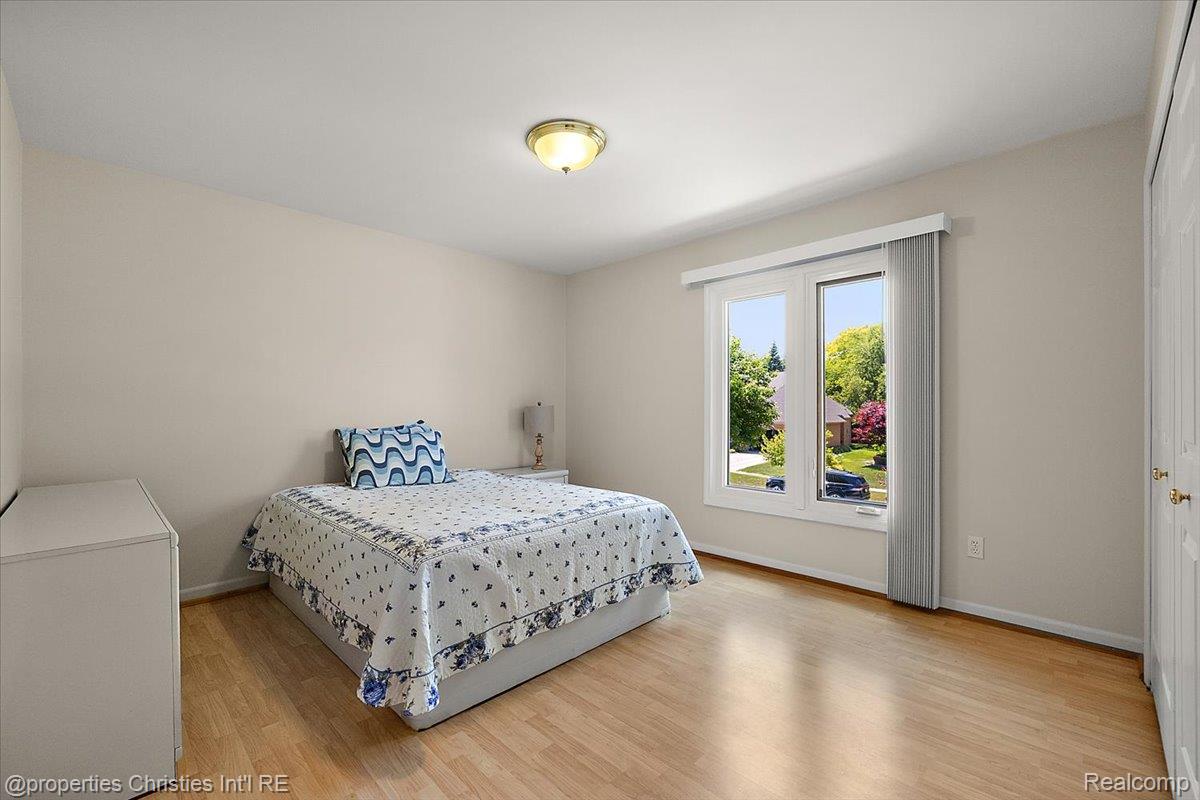 4708 Holland Drive