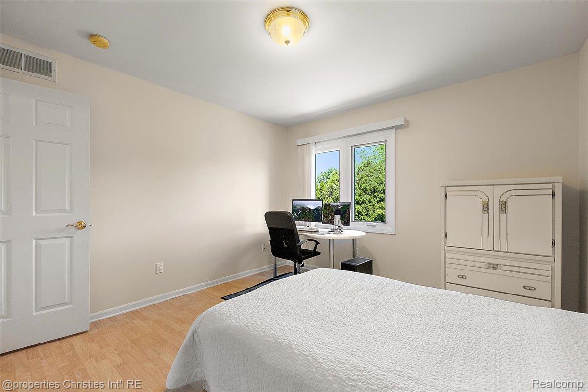 4708 Holland Drive