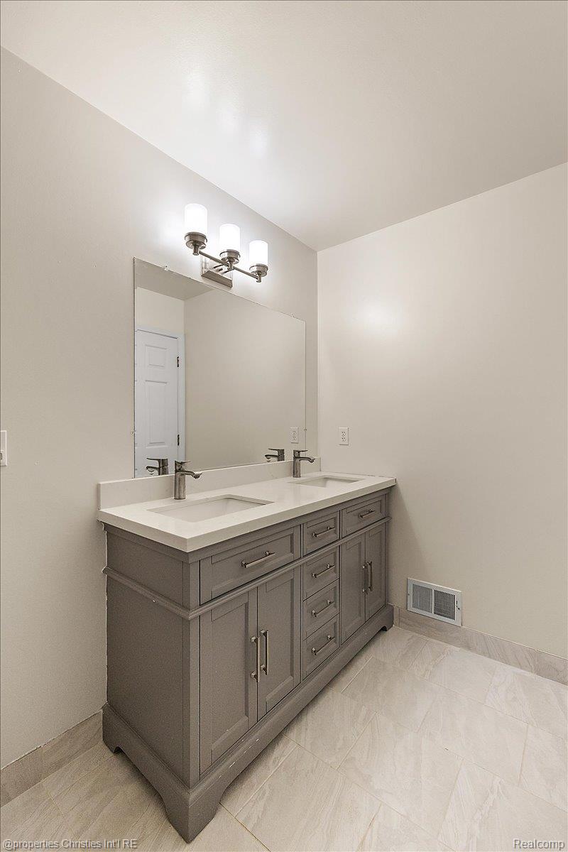 4708 Holland Drive