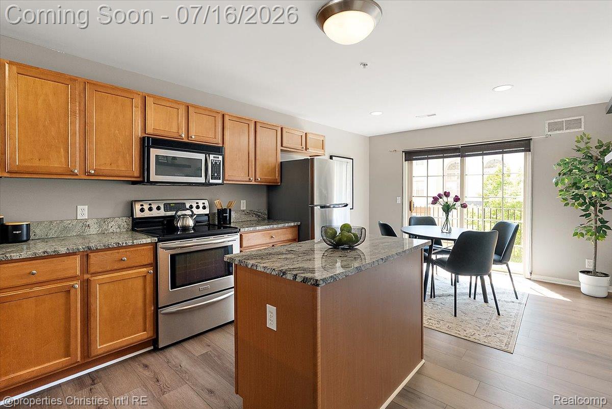1422 Raliegh Place