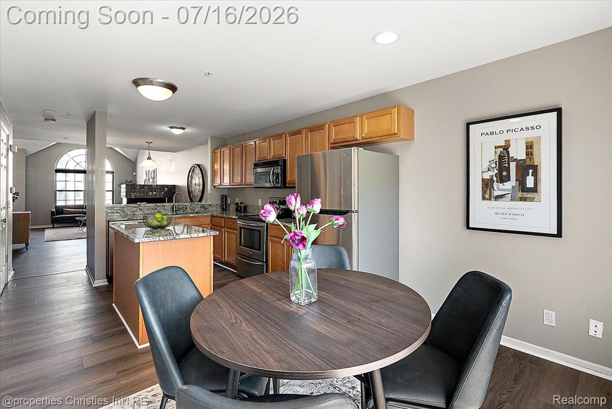 1422 Raliegh Place